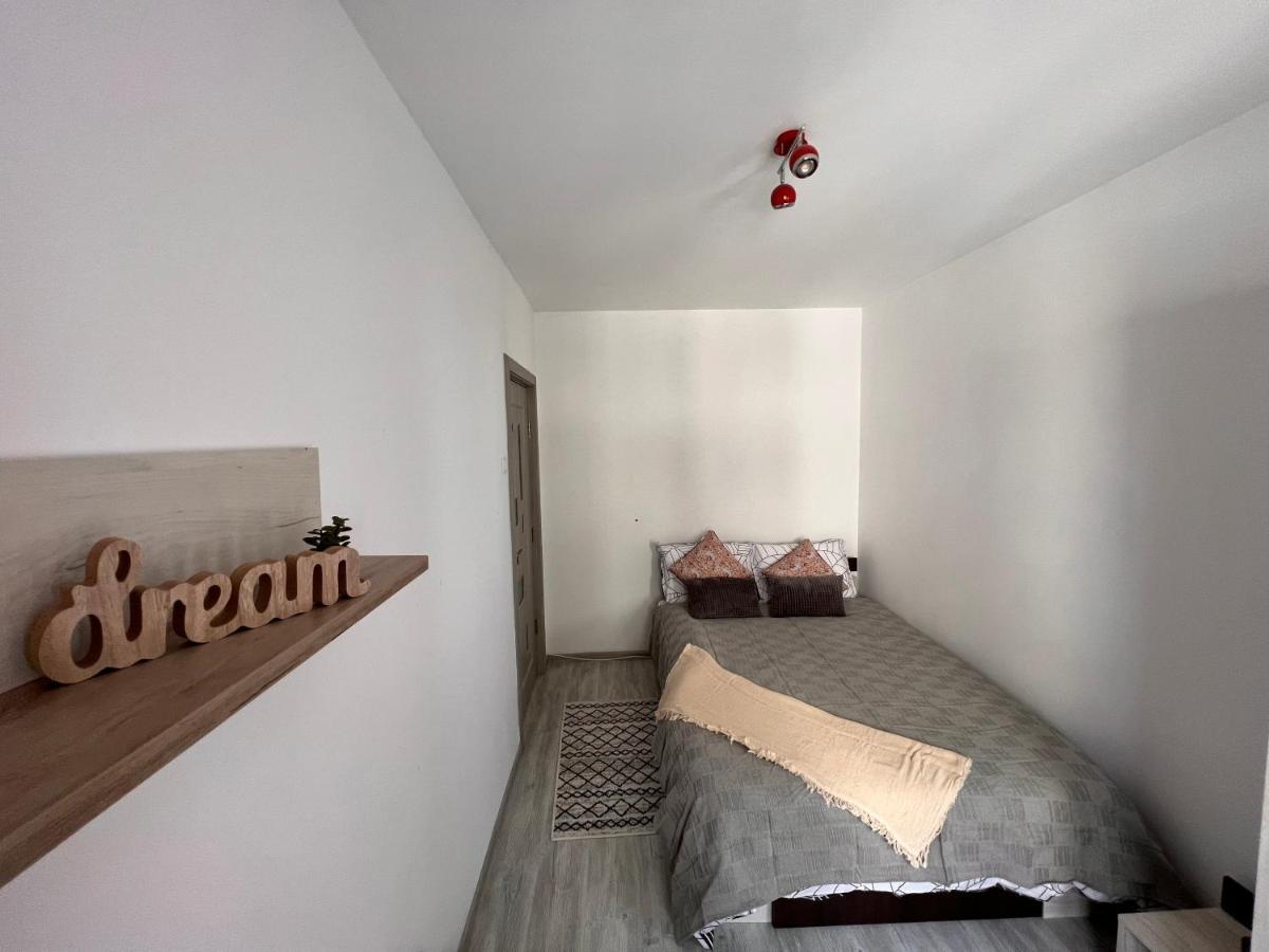 3 Rooms Apartment Airy & Bright Palas Style 이아시 외부 사진